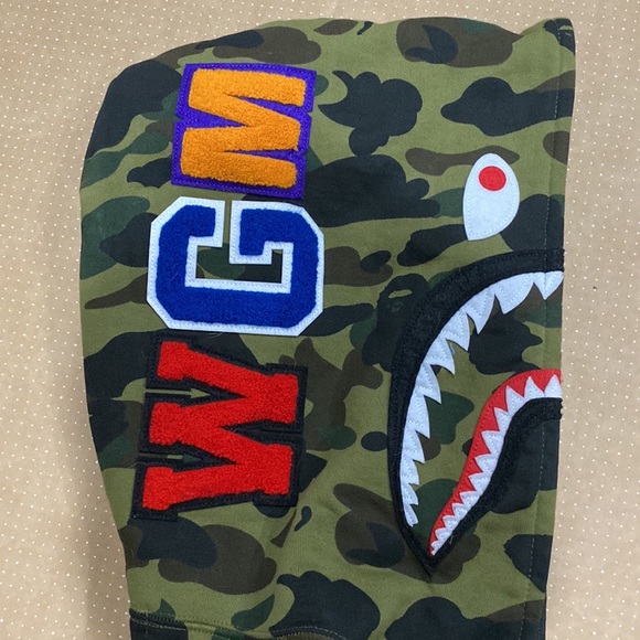 Bape Shark Zip Up Hoodie 1st Camo - Picture 3 of 10